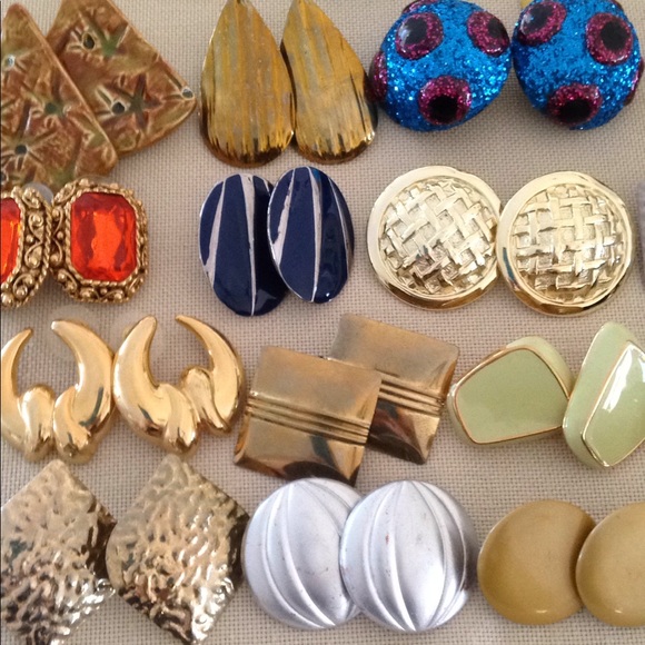 Vintage 50 Pair Pierced Earrings Variety Pack Rare Collection - Picture 7 of 8